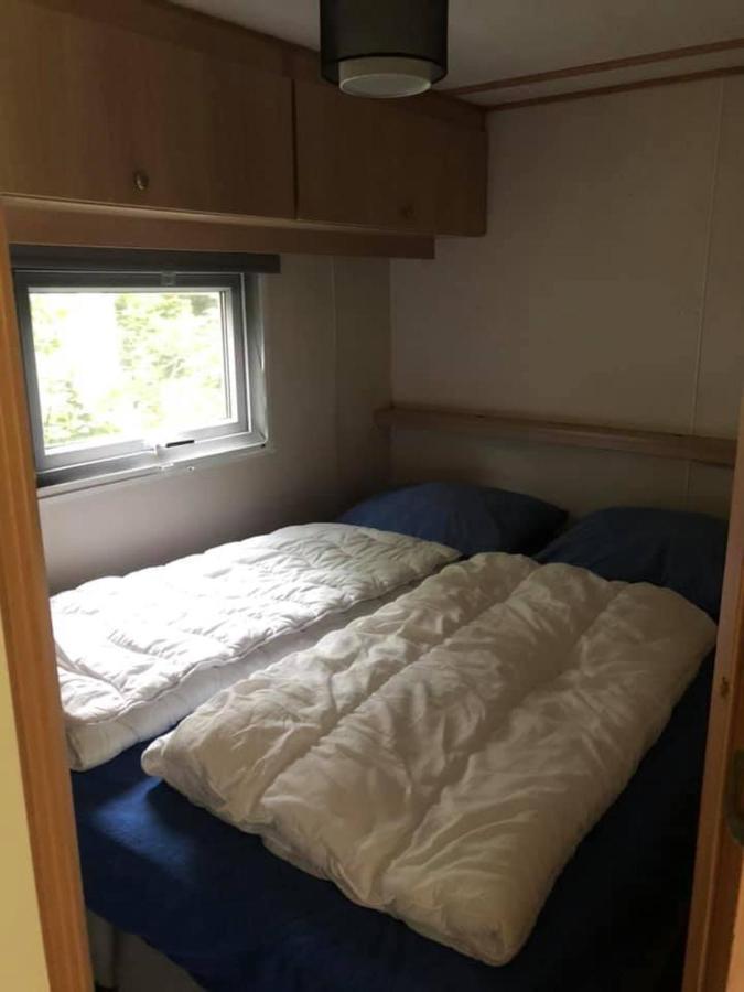 Chalet 4-5 Pers In Epe F16 Van Alle Gemakken Voorzien Max Aantal Volwassenen Is 4 Extérieur photo